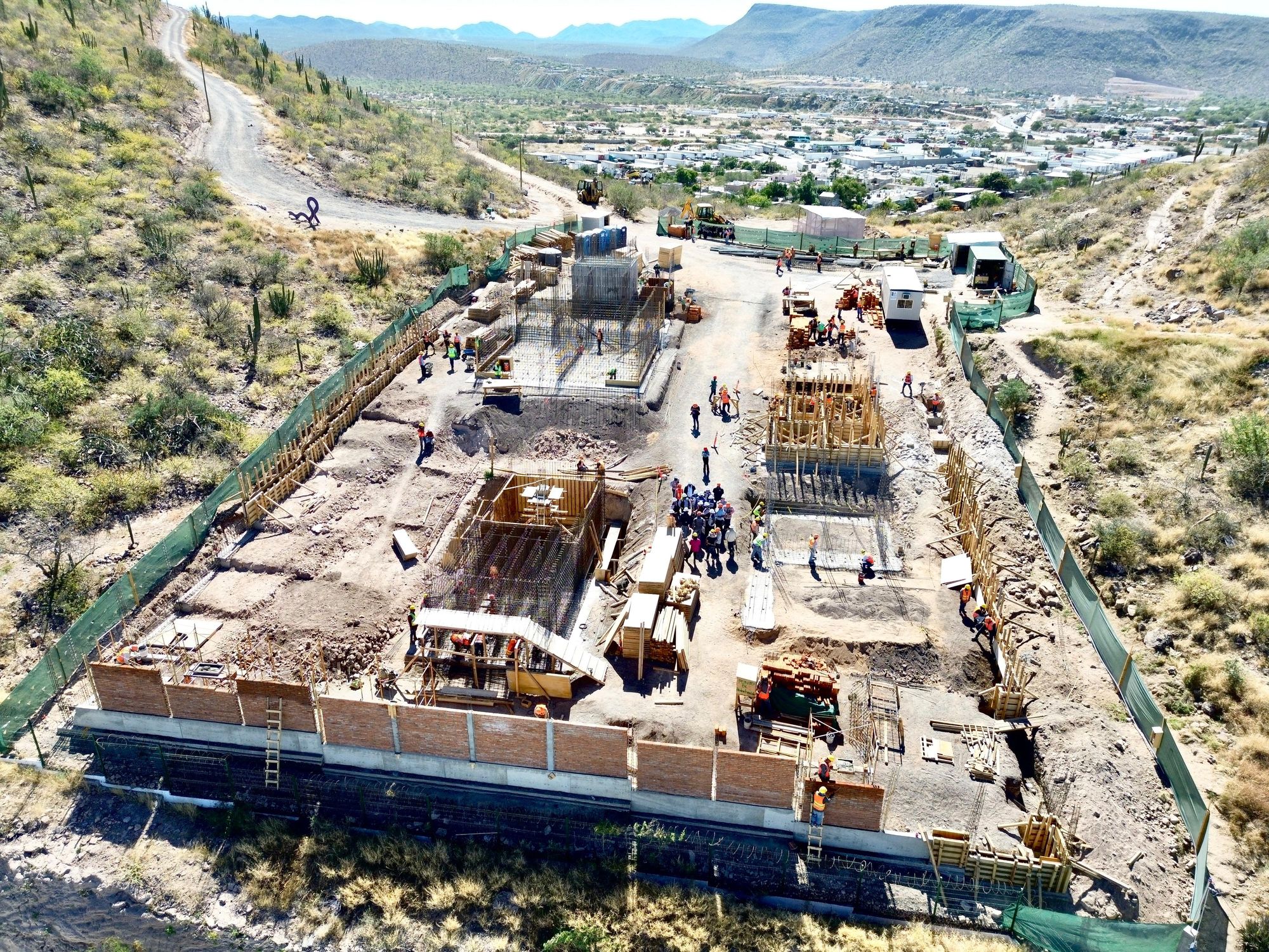 Supervisa Alcaldesa Obra Del Centro Deportivo Municipal El Piojillo