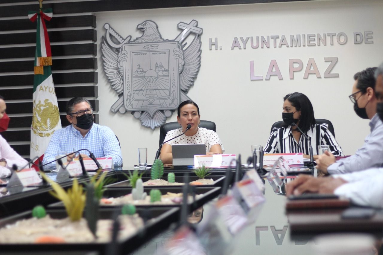 Conforman la Junta de Gobierno del Sistema Municipal DIF La Paz