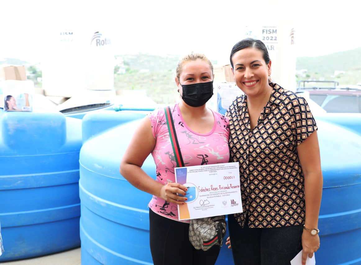 Beneficia Ayuntamiento de La Paz a 78 familias con apoyos en Todos Santos