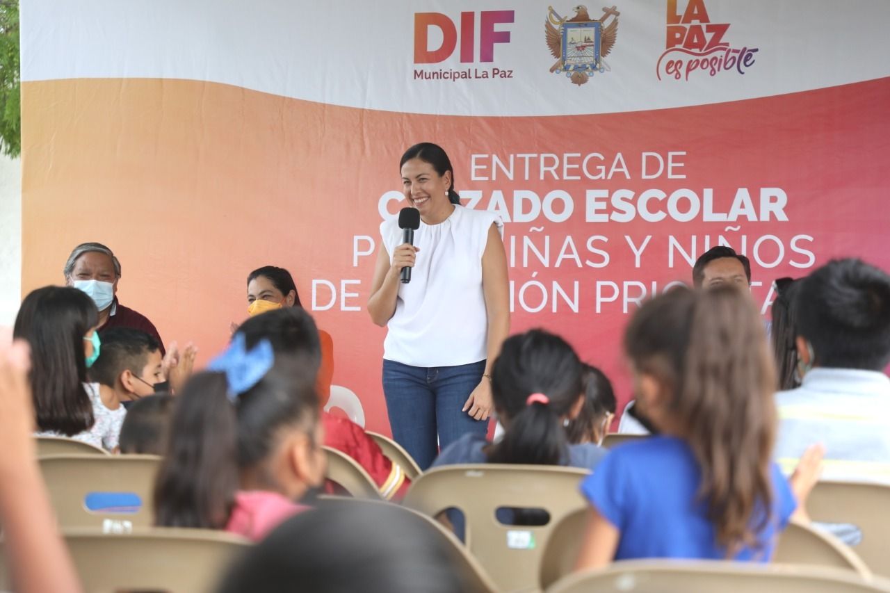 Cumple DIF La Paz con la meta del “Zapatón 2022”