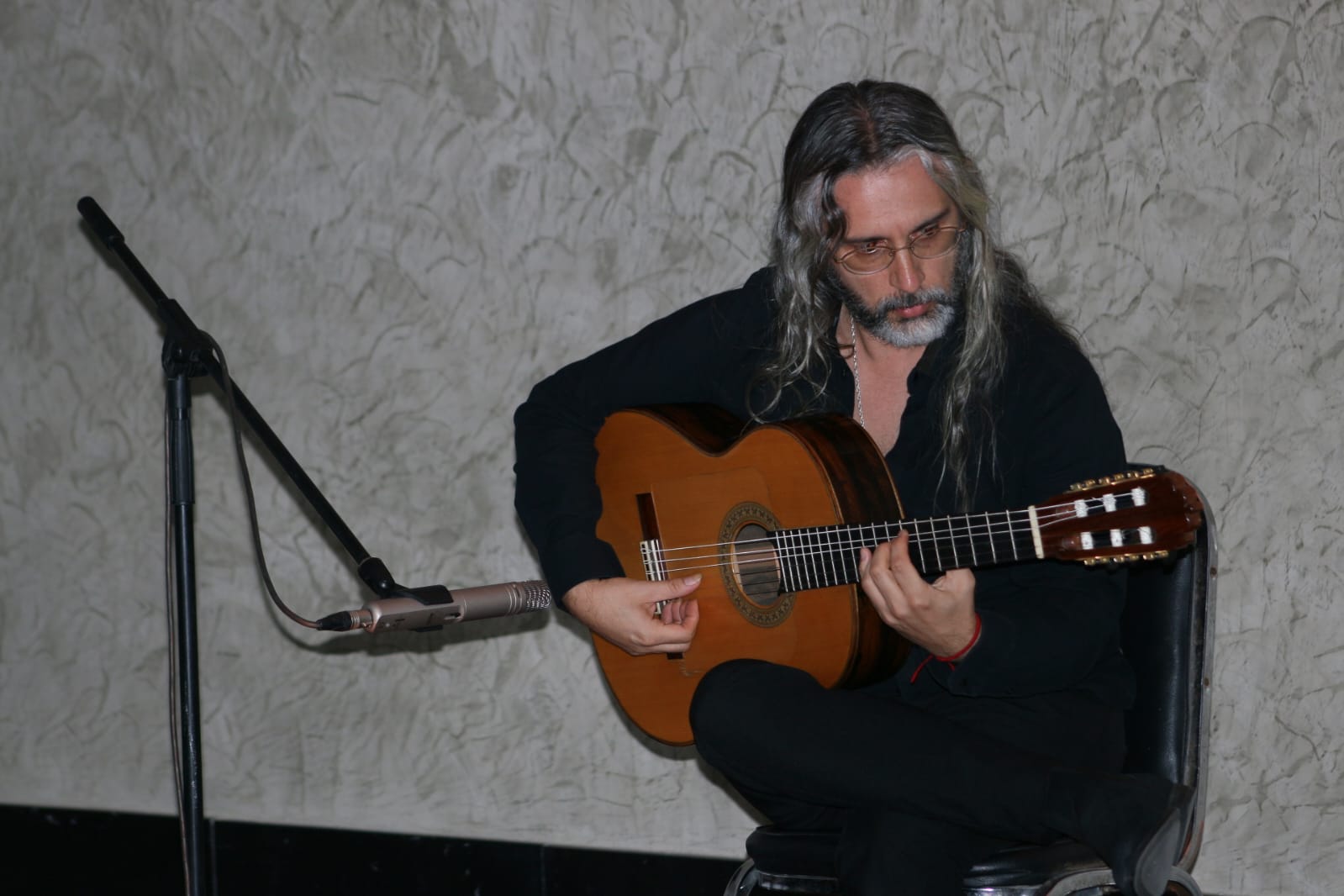 Realiza Ayuntamiento de La Paz Concierto de Guitarra Flamenca