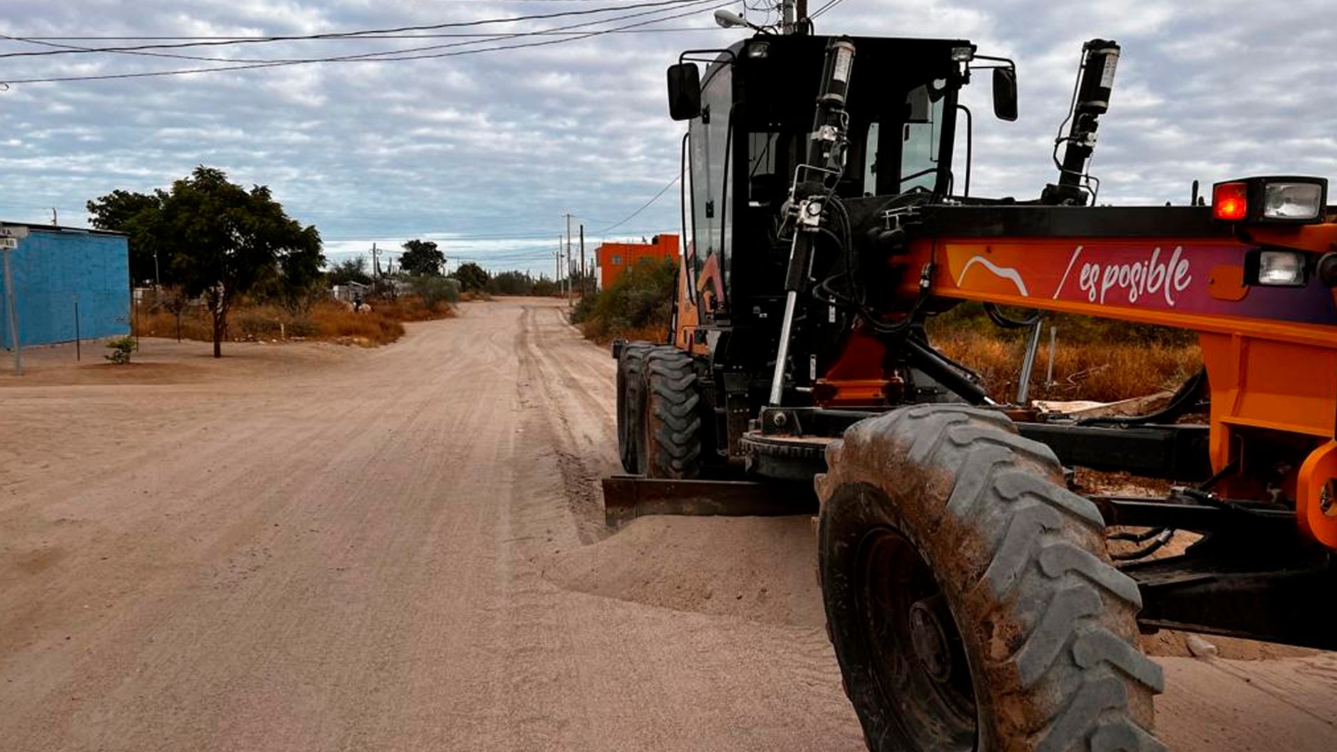 Rehabilita Servicios Públicos los caminos de las colonias La Pitahaya y La Pasión