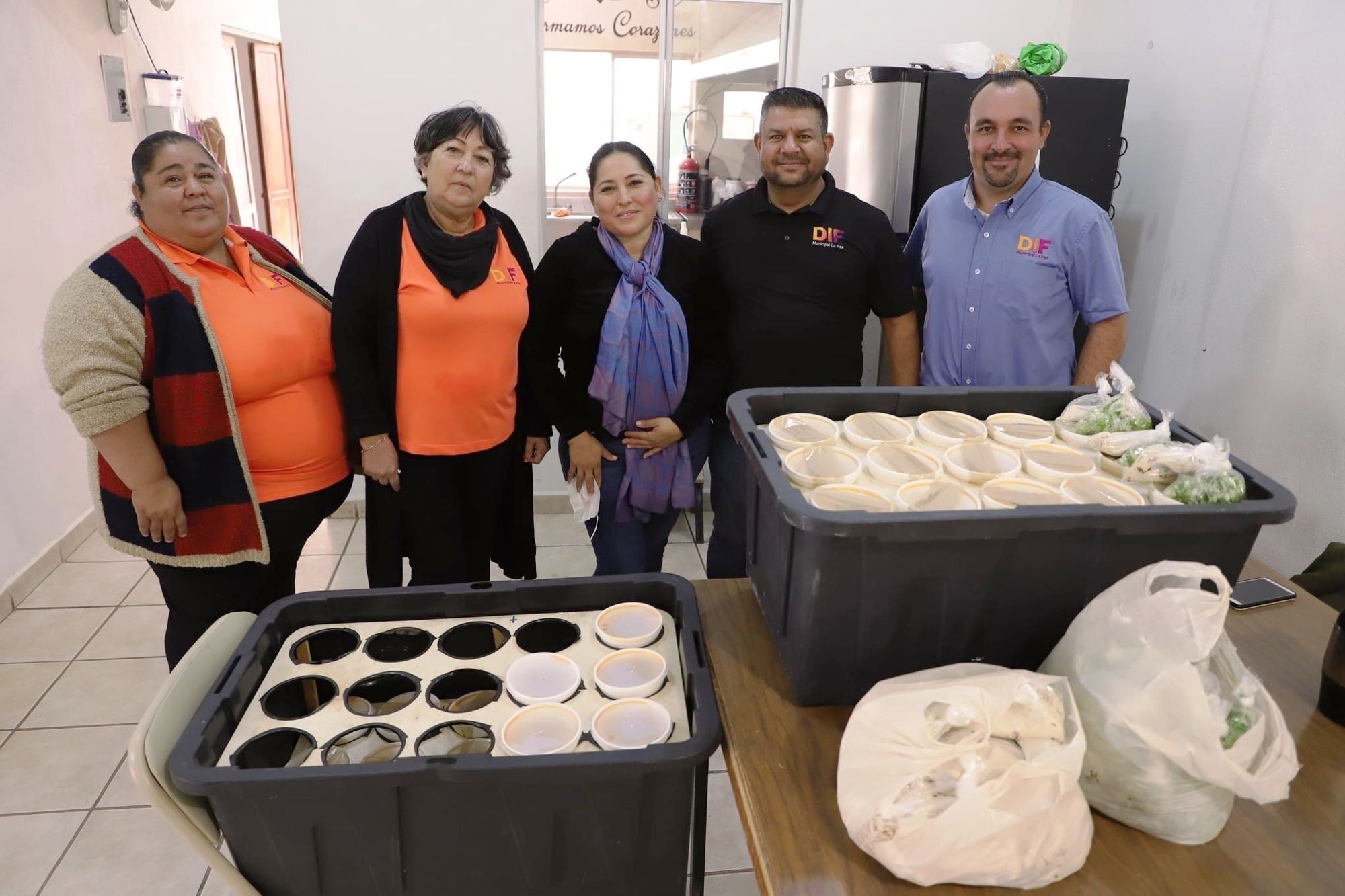 Entregó DIF Municipal La Paz comidas calientes
