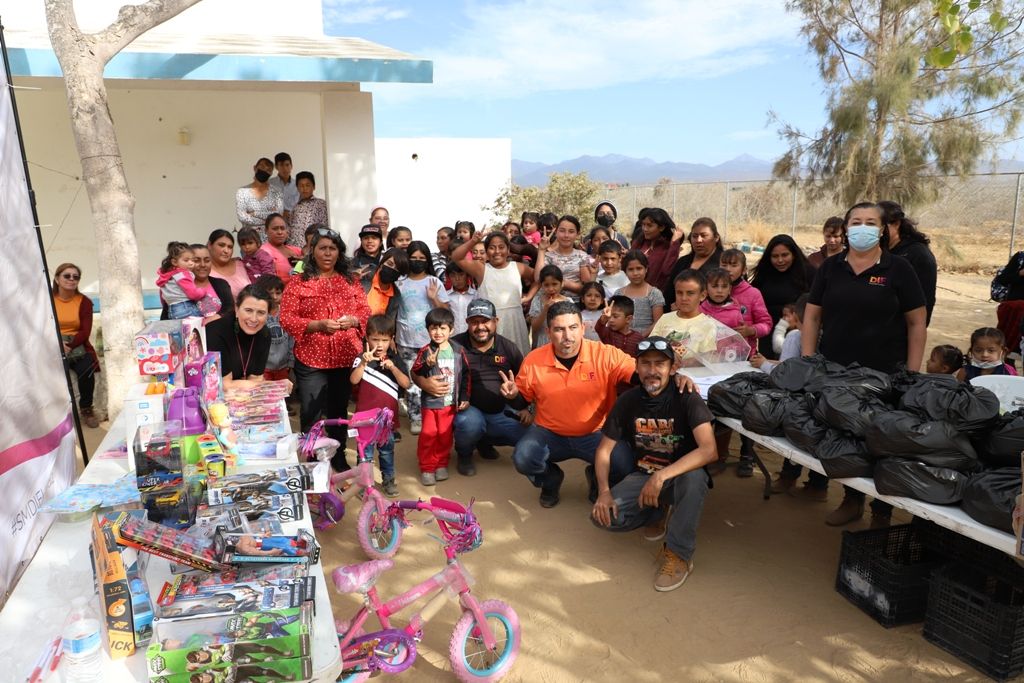 Entrega DIF La Paz más de 50 apoyos a familias de Elías Calles