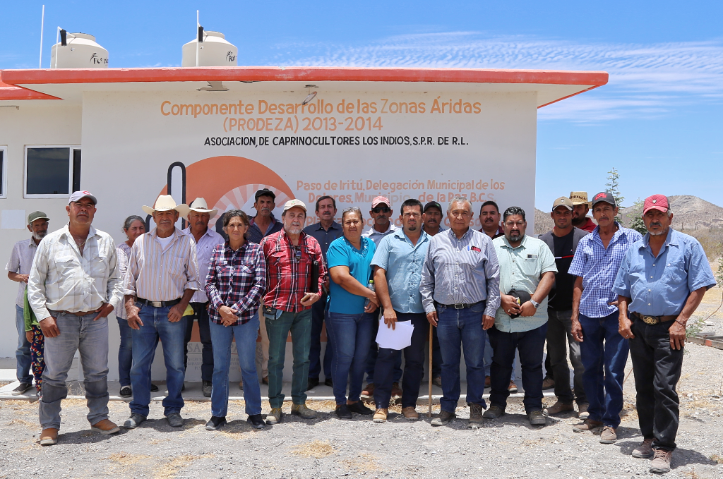 Fortalece Ayuntamiento de La Paz proyectos productivos en Los Dolores