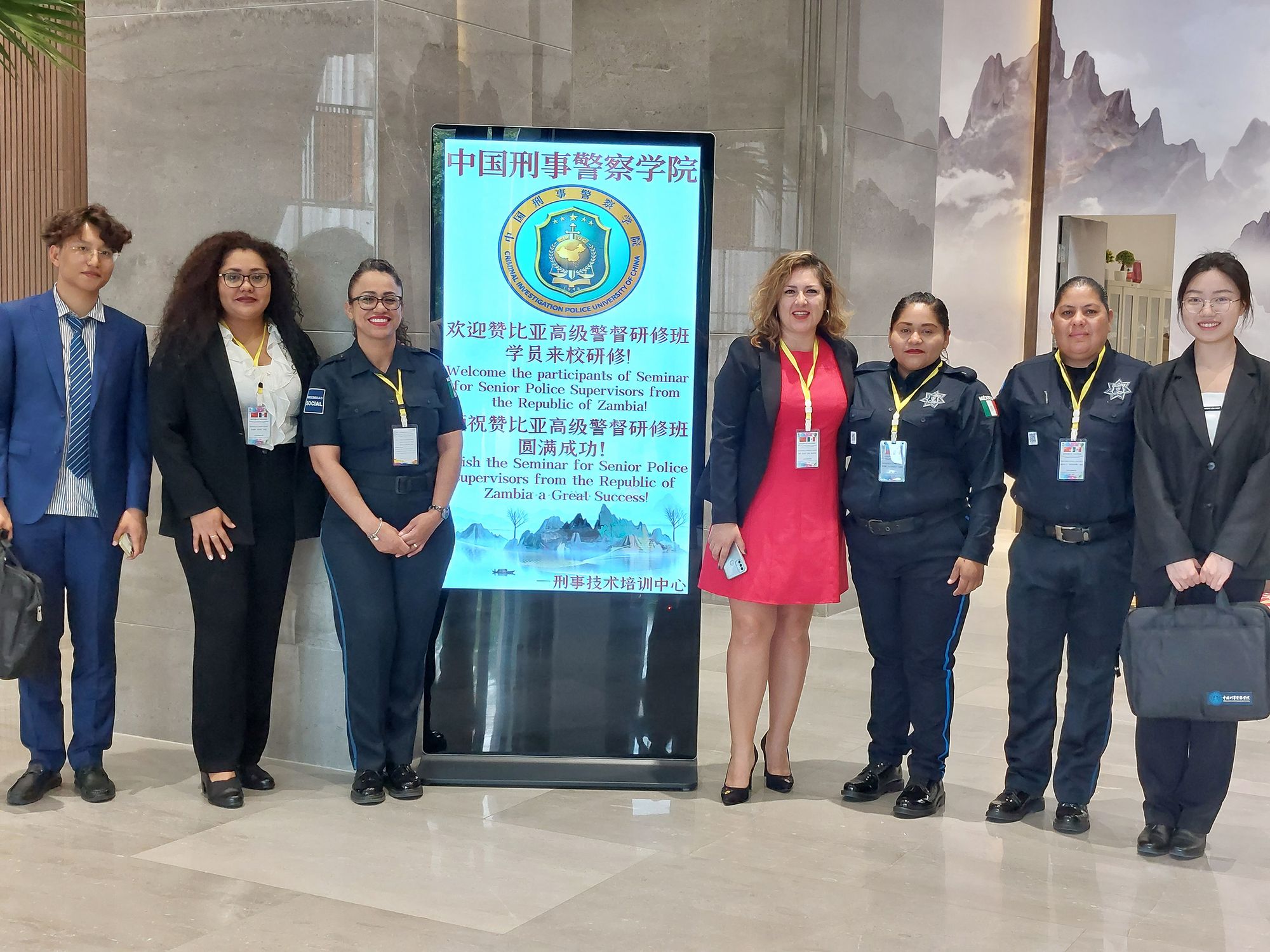 Policías Municipales de La Paz concluyeron el Seminario de Fortalecimiento de Capacidades en materia Policial en México