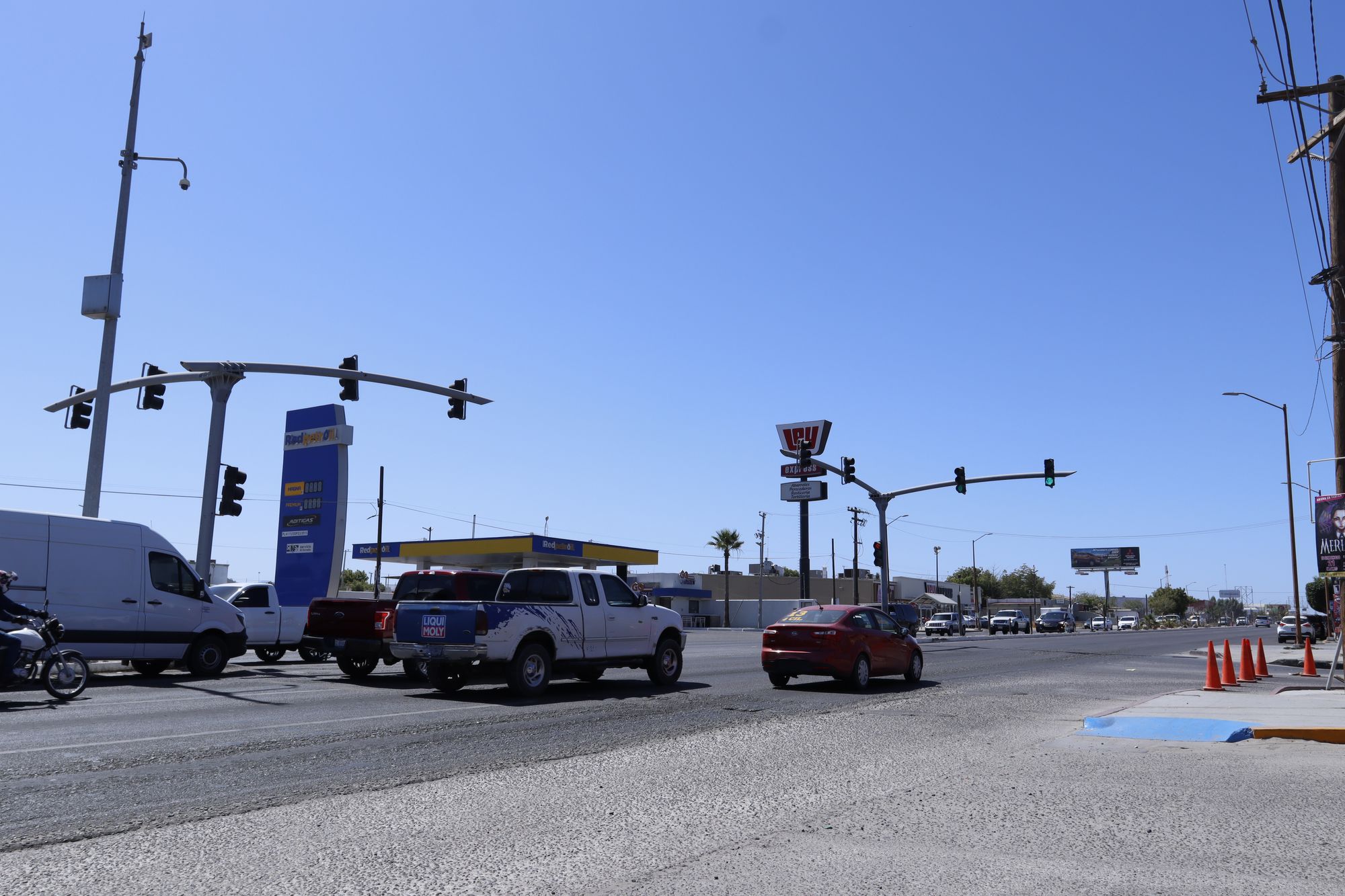 Semáforos de Forjadores con el cruce de calle Unión y Oro quedarán temporalmente inactivos por trabajos de mantenimiento.