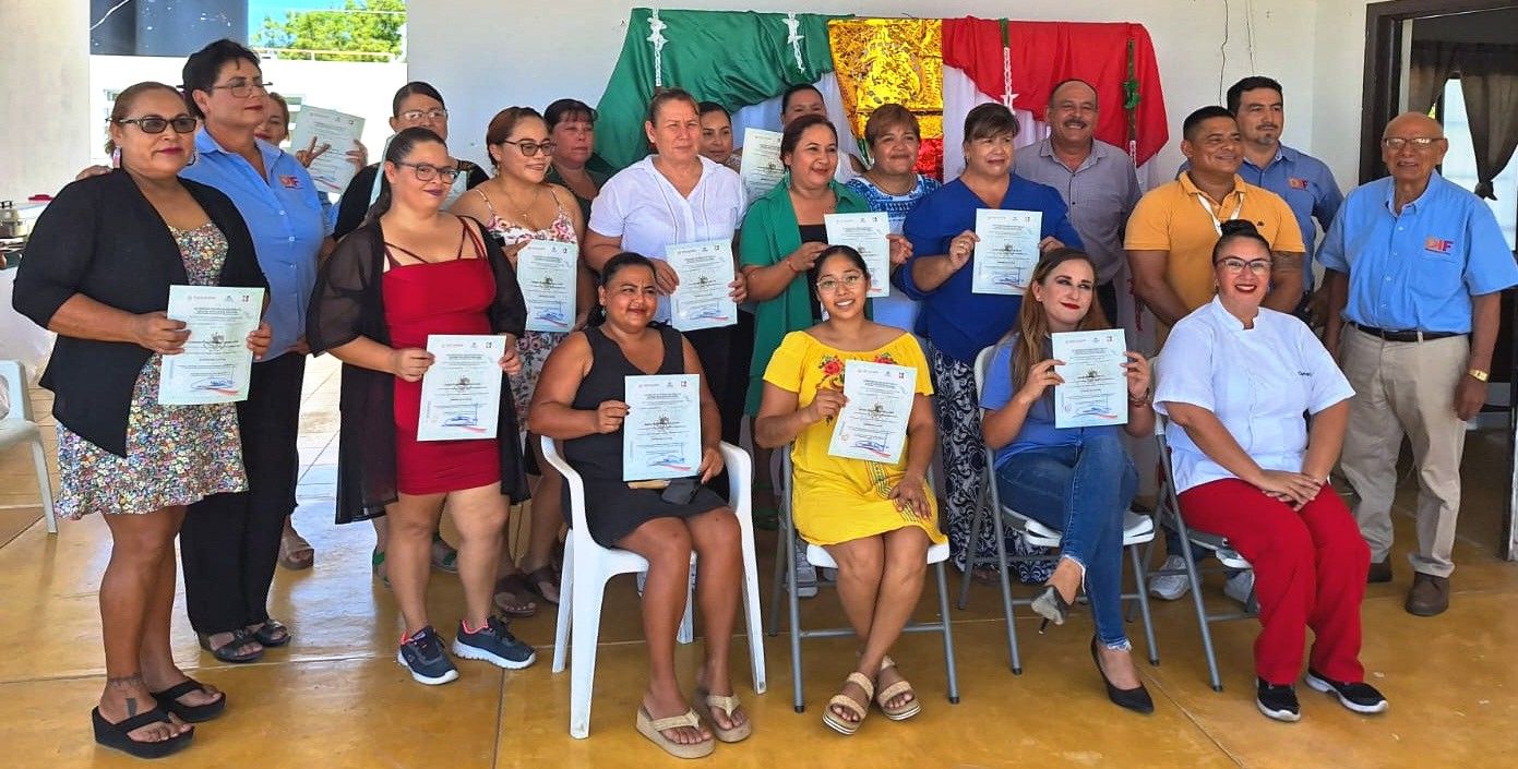 Clausura DIF Municipal La Paz cursos en sus Centros de Desarrollo Comunitarios Rurales