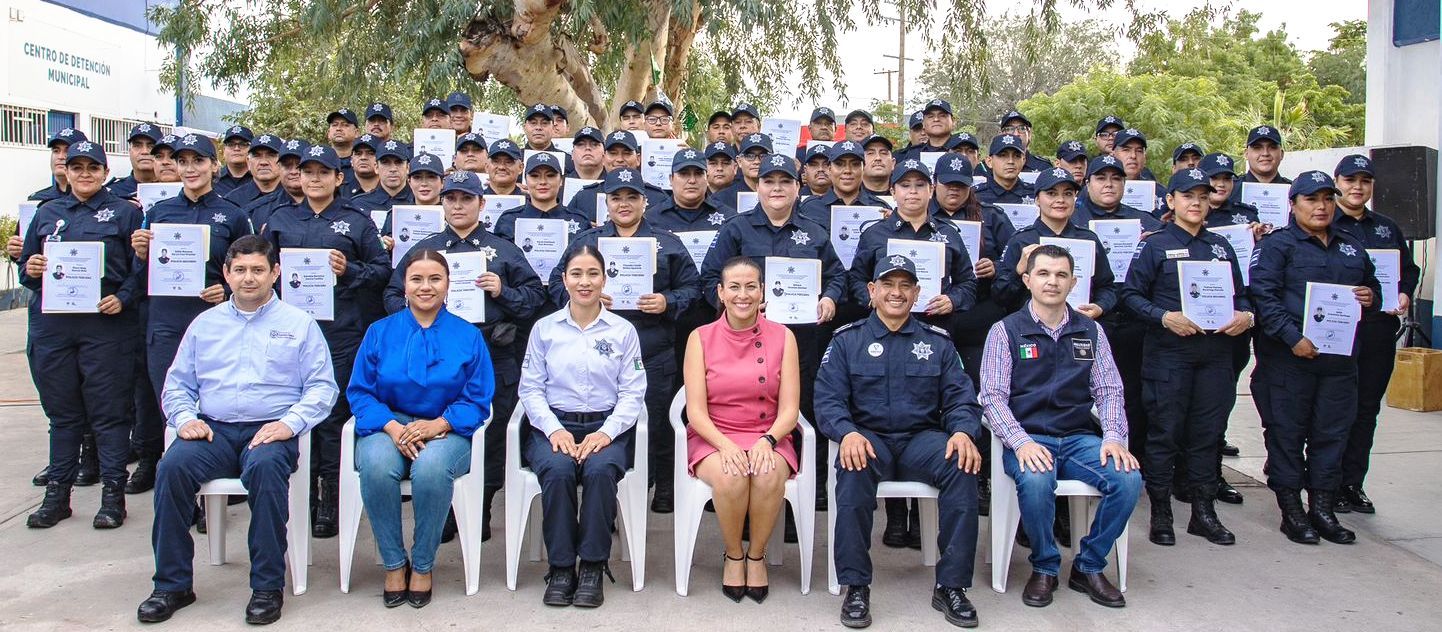 Realiza Ayuntamiento ceremonia de Ascenso e Imposición de Grados a Policías Municipales