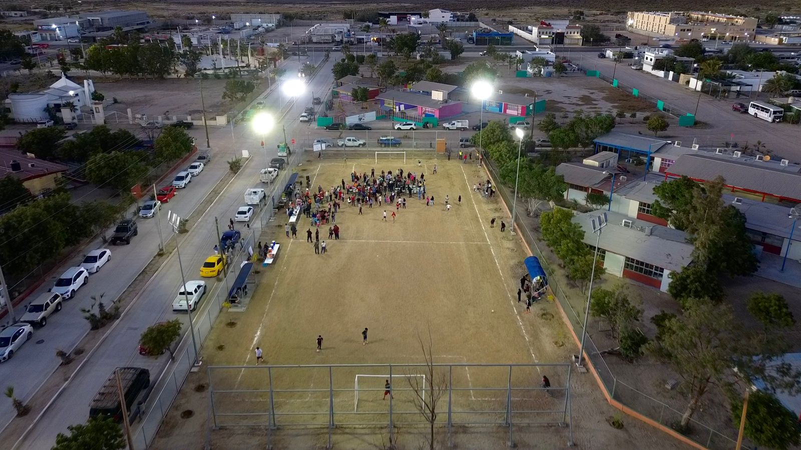 Rehabilita Ayuntamiento de La Paz el campo deportivo de Chametla