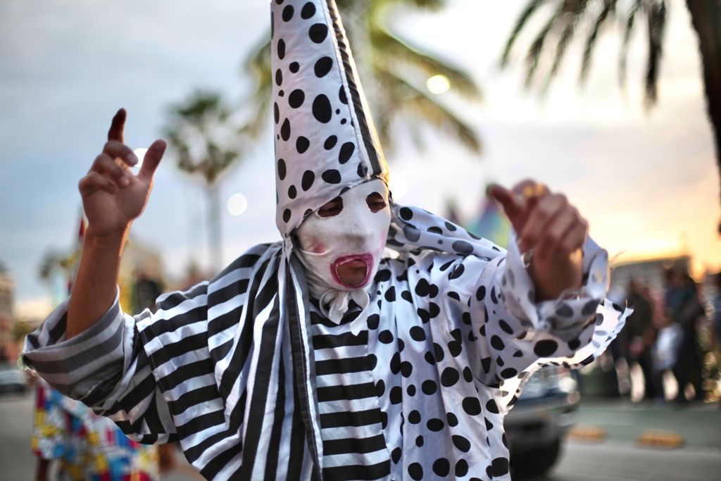 Invitan al Conversatorio Crónicas y Confeti en el Carnaval La Paz 2024