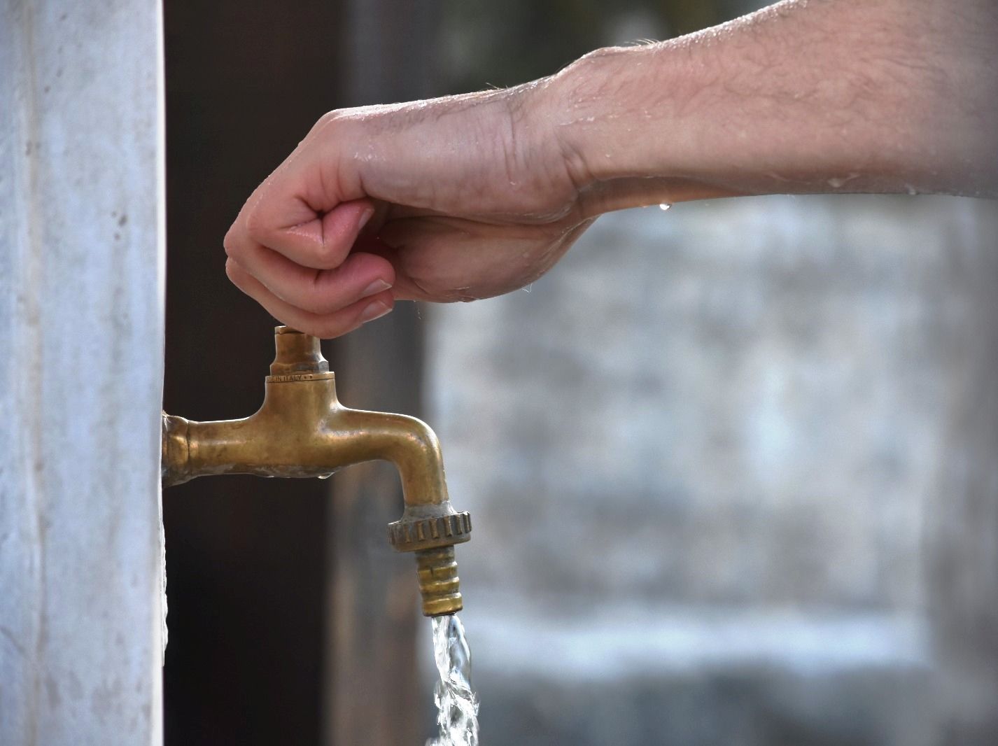 Abastece OOMSAPAS La Paz con el servicio de agua potable a 89 colonias, el 13 de agosto