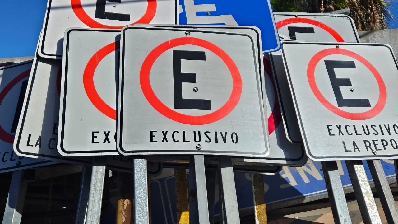 Verifica Gobierno Municipal de La Paz la vigencia de estacionamientos exclusivos