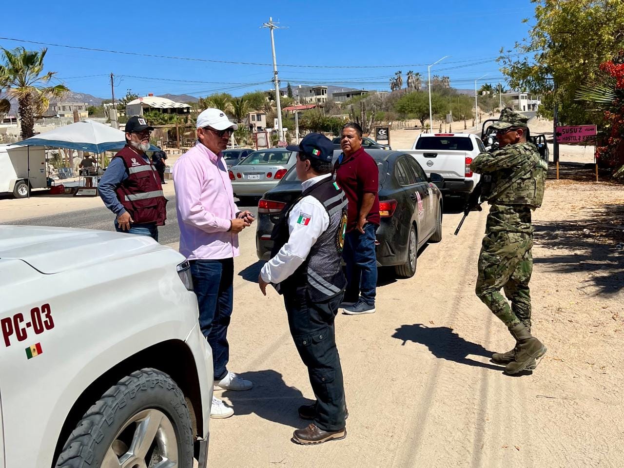 Atienden autoridades municipales denuncias de playas y arroyos obstruidos