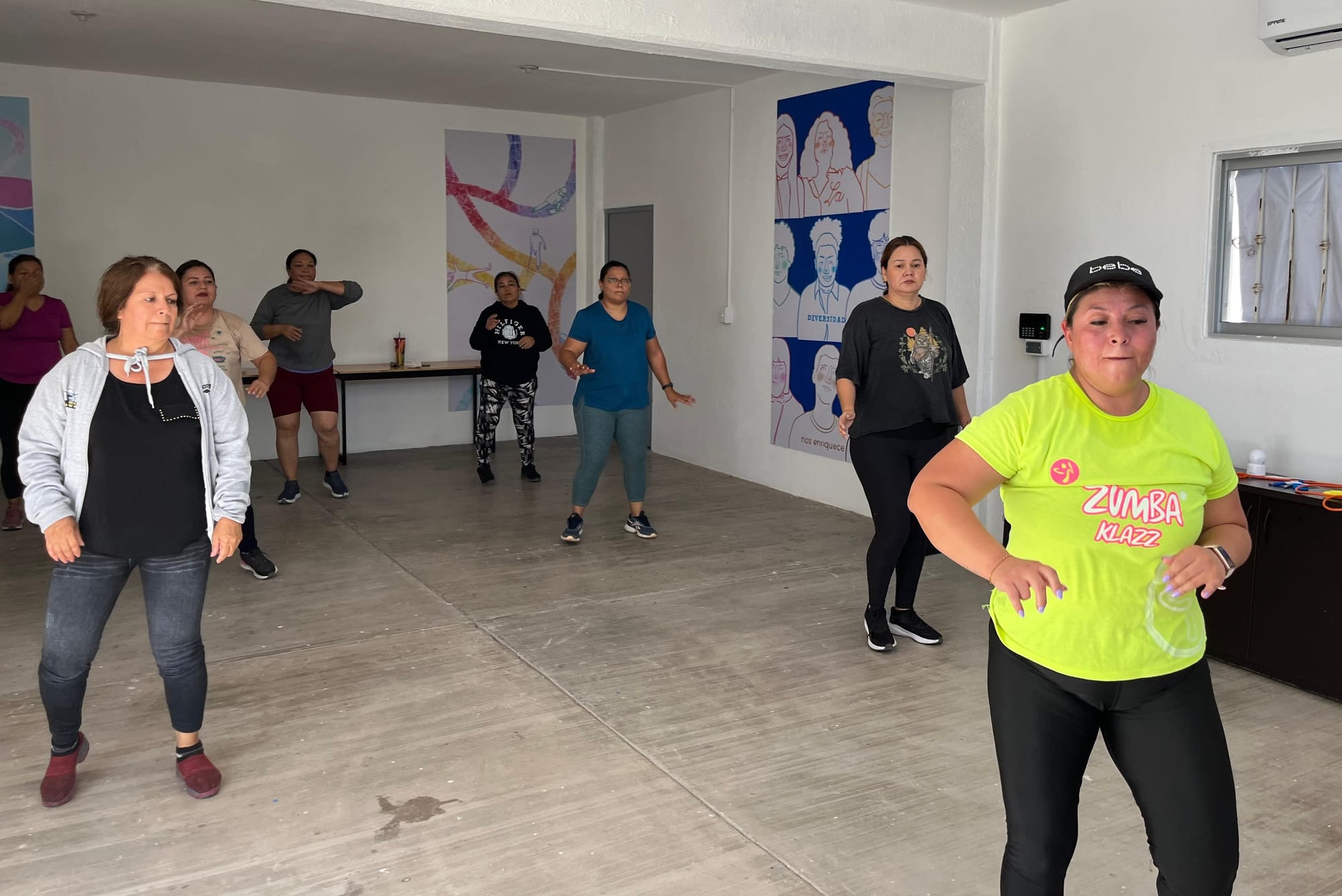 Inicia programa de zumba comunitaria en la colonia 8 de Octubre