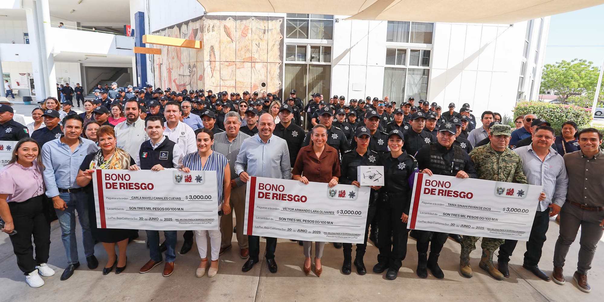 Reconoce Milena Quiroga a policías municipales con Bono de Riesgo