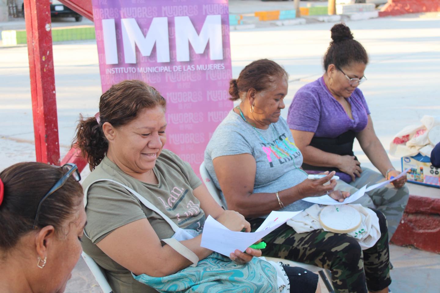 Busca IMM La Paz, reconocer el trabajo de las mujeres cuidadoras