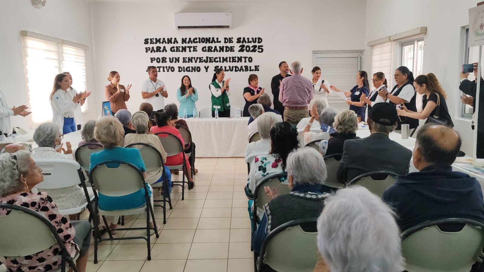 Promueve Gobierno de La Paz salud de adultos mayores