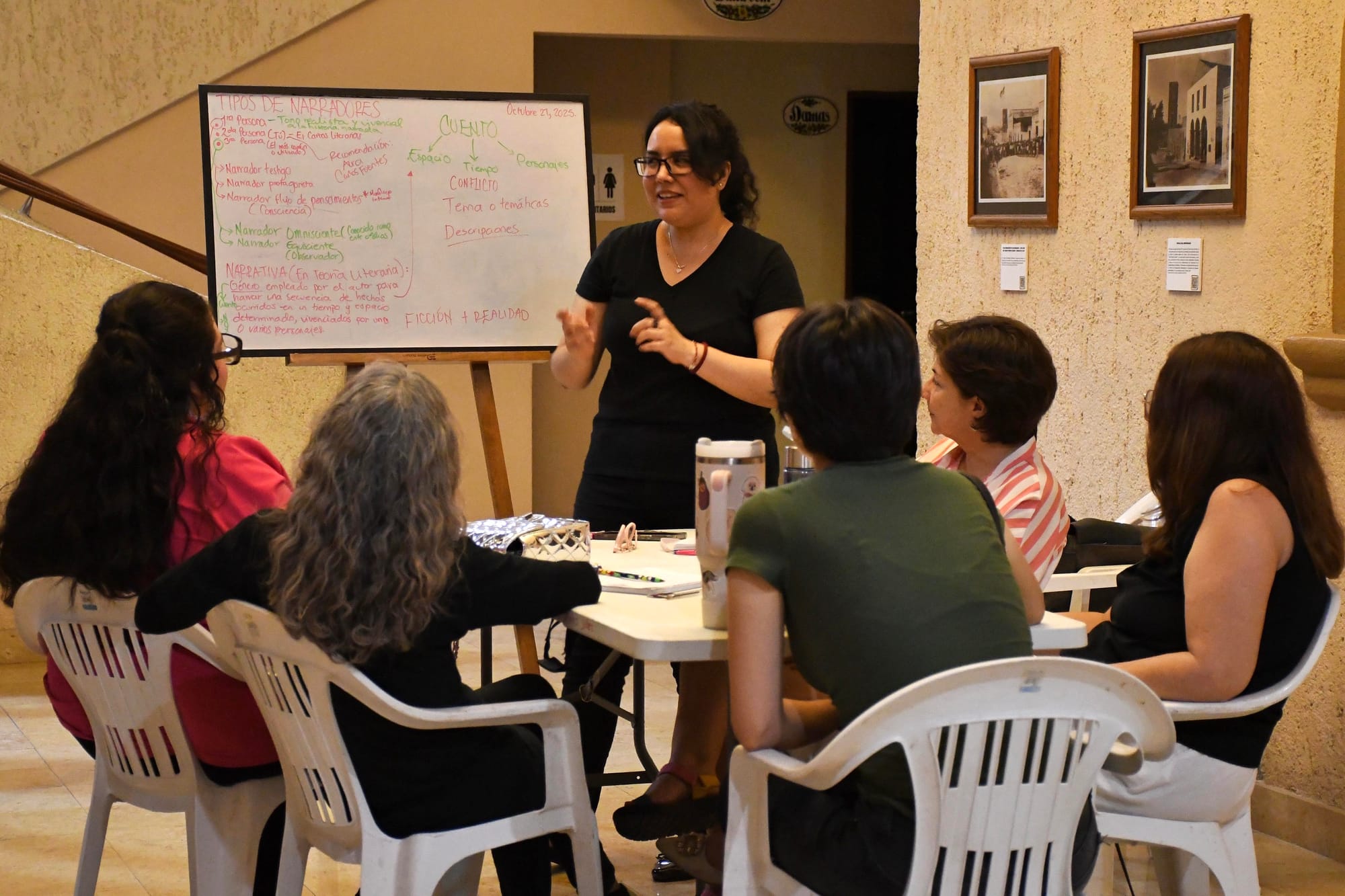 Concluye taller de creación literaria en el Teatro Juárez