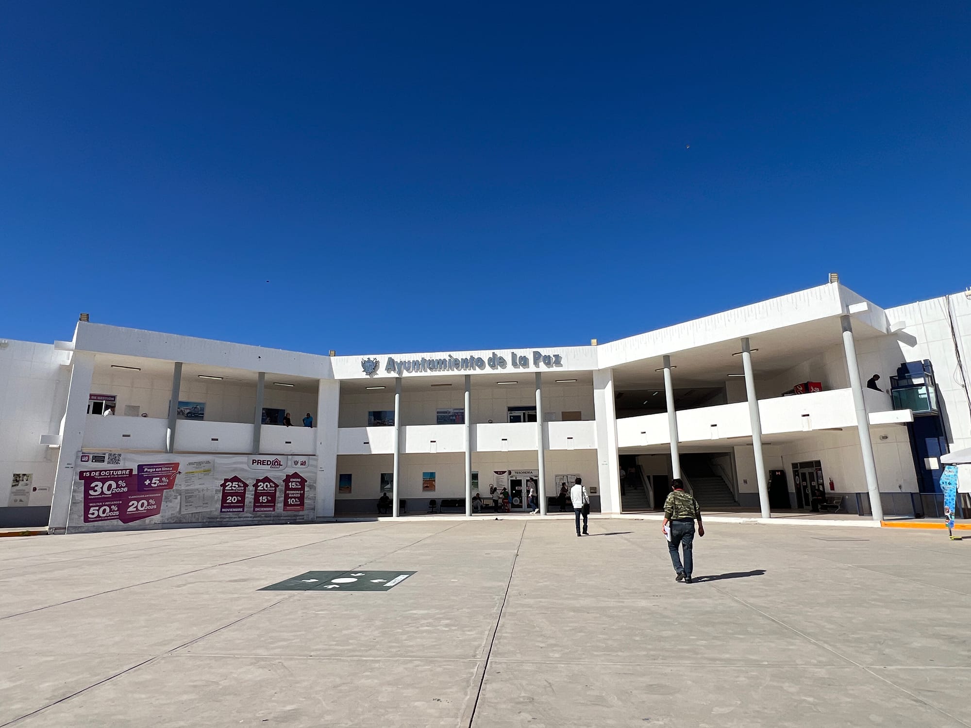 Anticipa Ayuntamiento de La Paz pago de prestaciones decembrinas por más de 155 mdp: Milena Quiroga