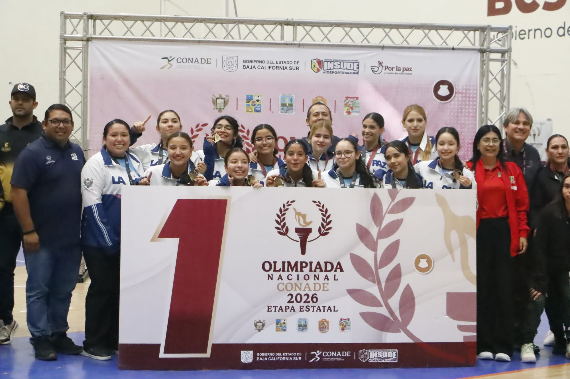 Obtienen voleibolistas paceños 5 medallas de oro y una de plata