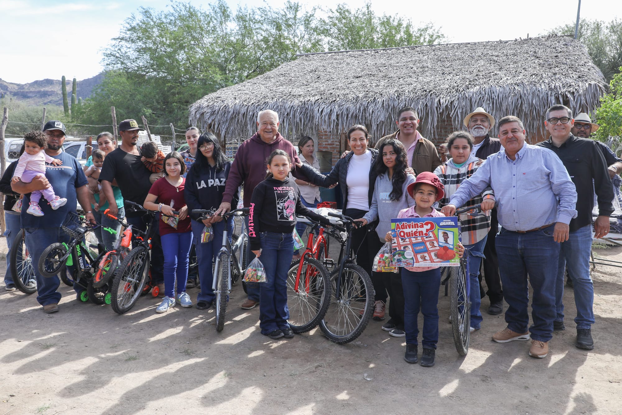 Anuncia Milena Quiroga programa de reparación de caminos rurales en Los Dolores