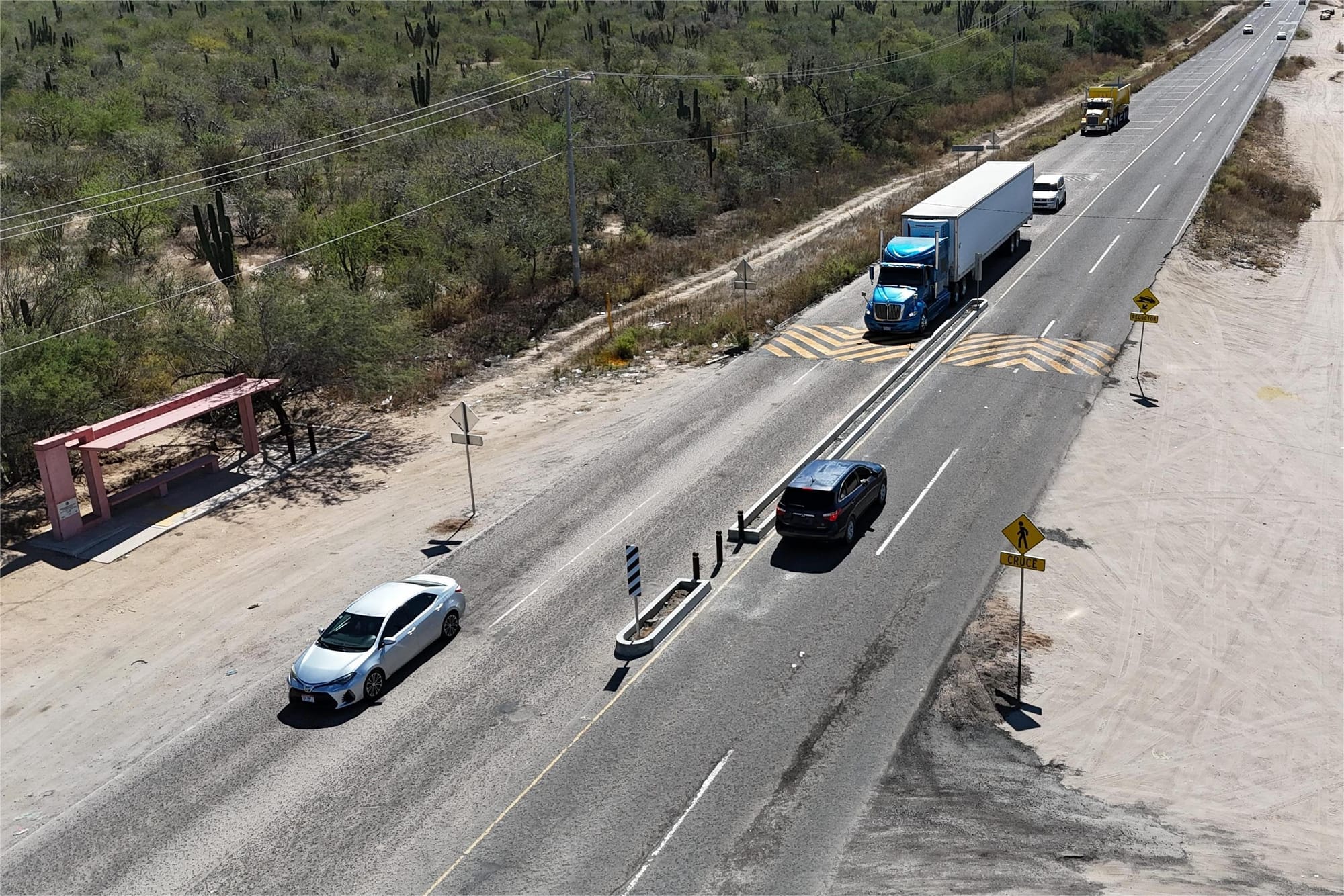 Concluyen trabajos de crucero seguro en acceso a colonia La Pasión