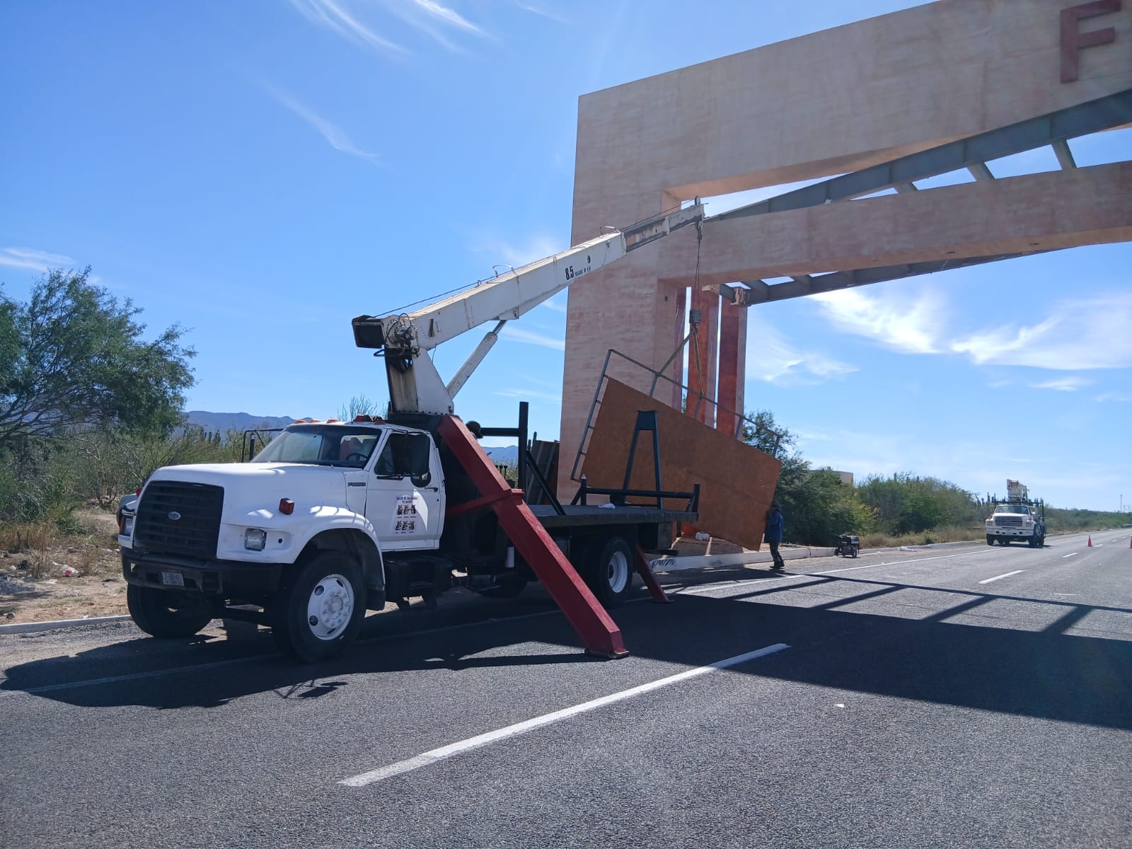 Inicia rehabilitación de cubierta en el acceso sur de La Paz