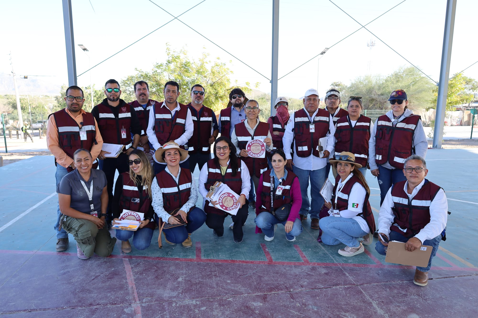 Inicia gobierno de Milena Quiroga, censo para regularizar predios en colonias de La Paz