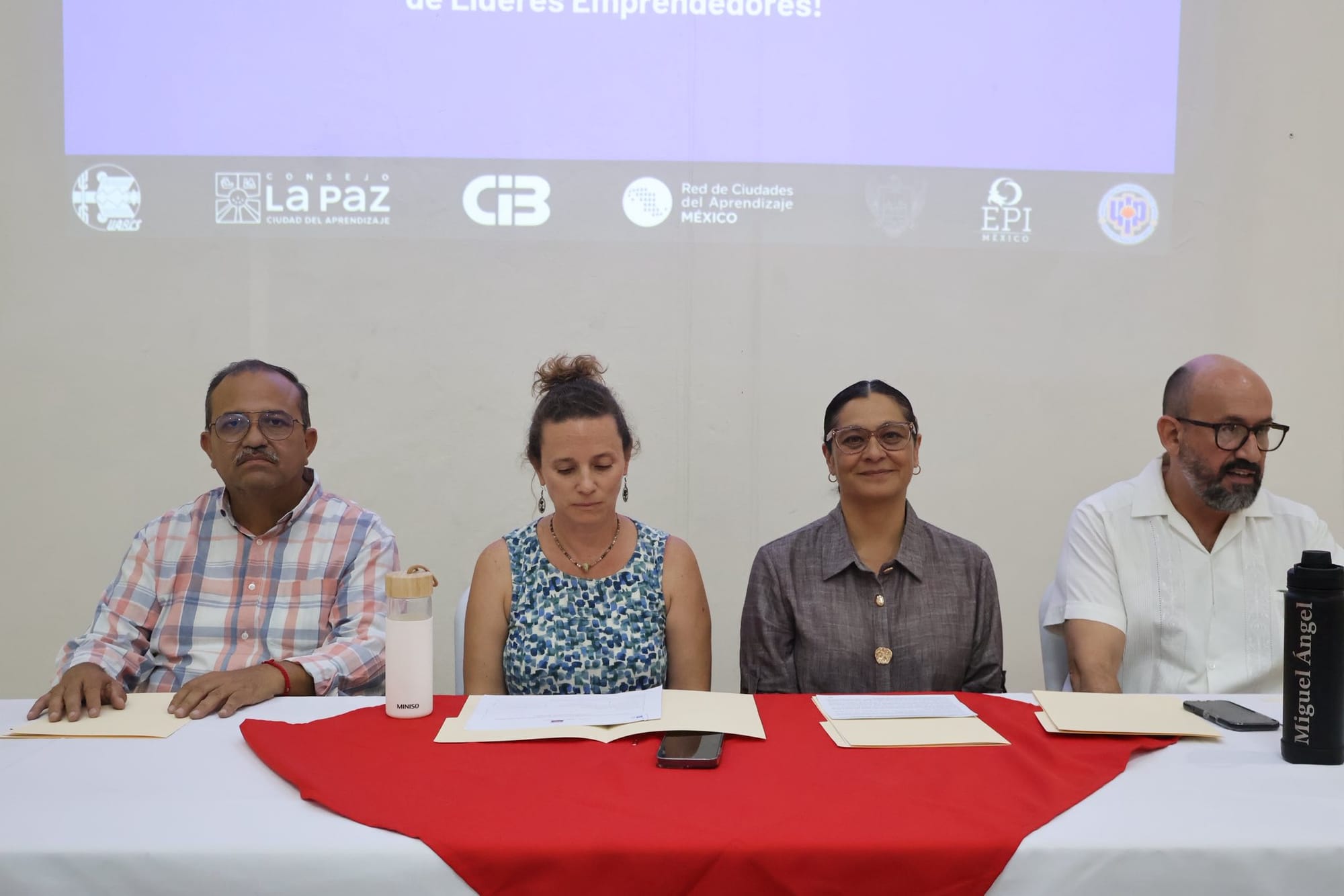 Inicia curso para fortalecer habilidades de emprendedores en La Paz