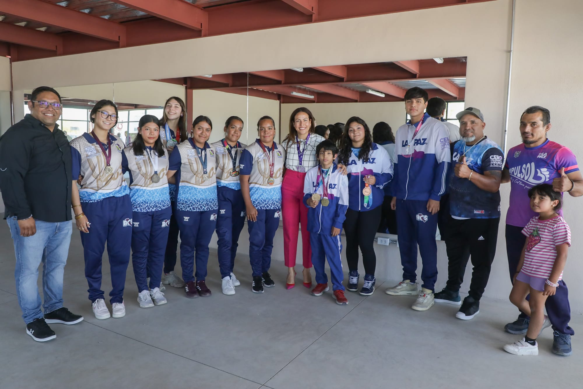 Con atención a las causas La Paz suma 58 medallas de atletas Impulso: Milena Quiroga