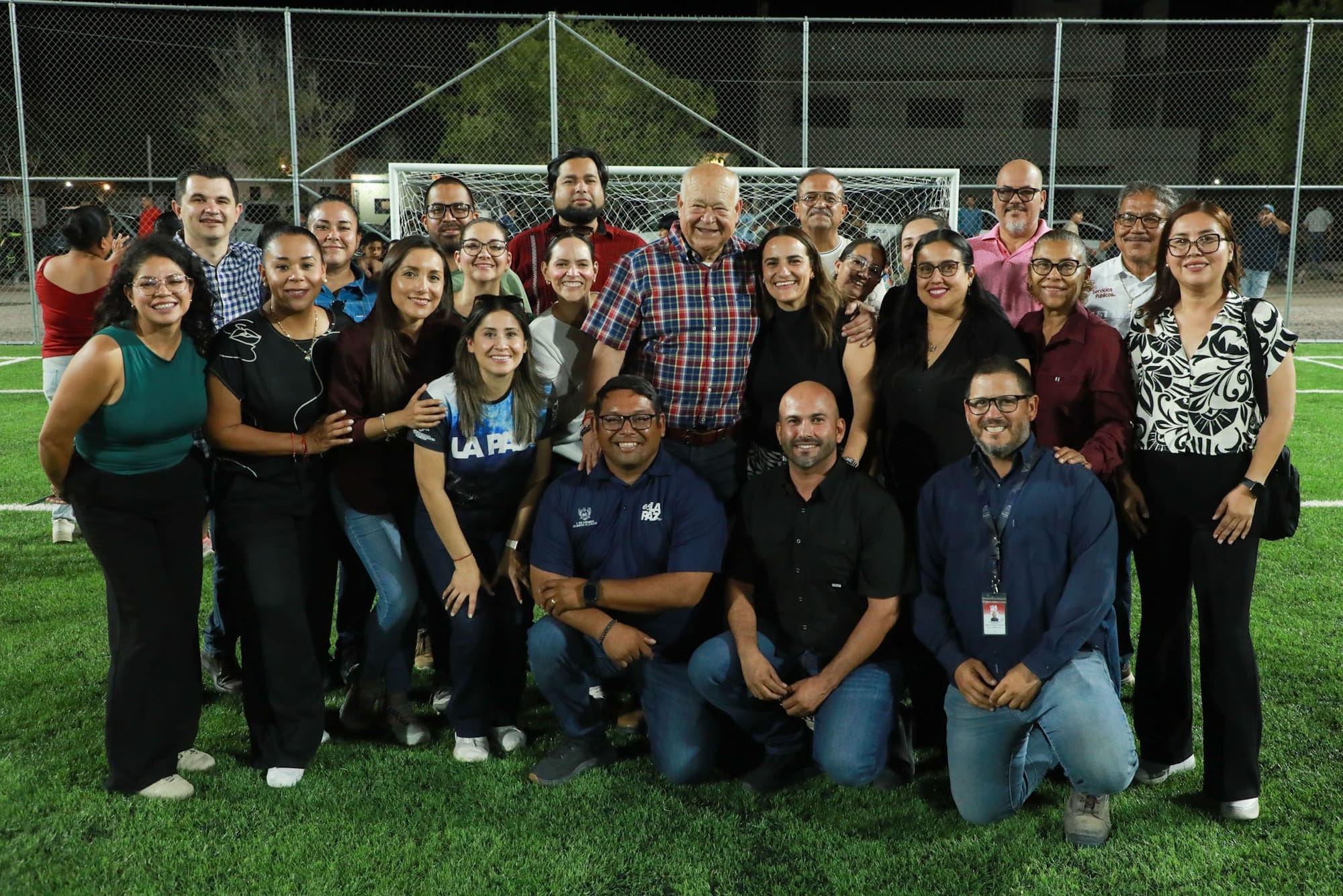 Inauguran campo de fútbol del “Mundial Social” en El Centenario