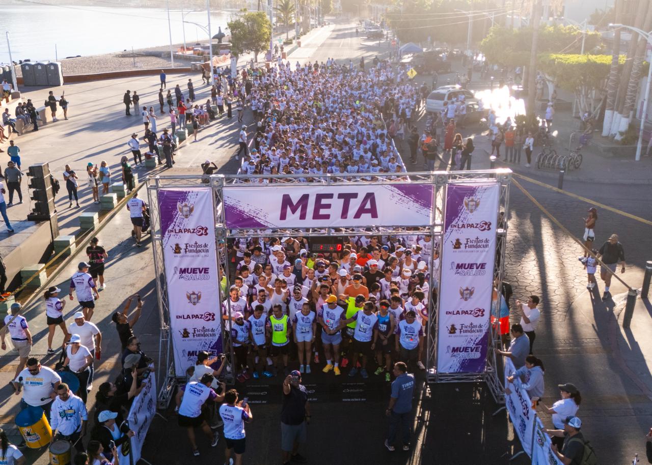 Encabeza Milena Quiroga el Medio Maratón Costero con más de 1,500 participantes