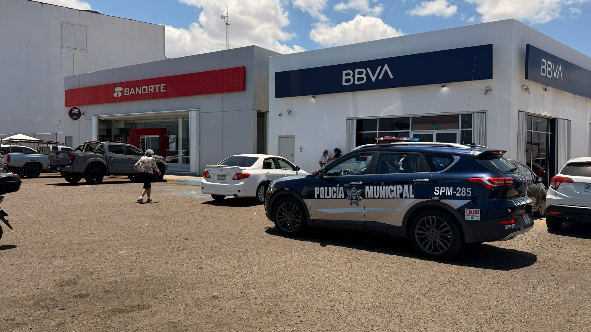 Refuerza Policía Municipal vigilancia en zonas comerciales y bancarias de La Paz