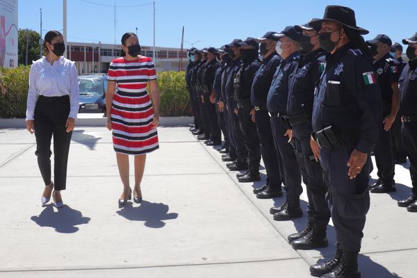 Aumentará Ayuntamiento los
sueldos a policías municipales