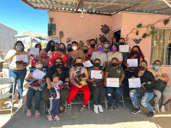 Buena asistencia al Taller
de Elaboración de Sandalias