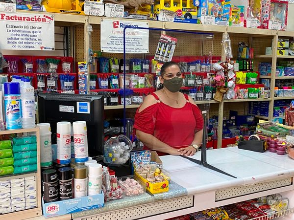 Redondeo a favor del DIF La Paz en Librería Ramírez y Nevería Thrifty