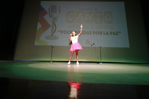 Todo listo para la gran final del Concurso de Canto del DIF La Paz