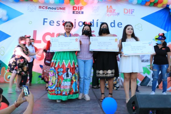 Concluyó con gran éxito el concurso de canto “Voces unidas por La Paz”