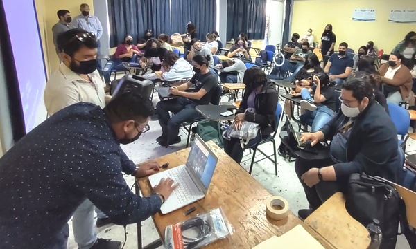 Imparte Dirección de Inclusión plática sobre diversidad sexual en la UABCS