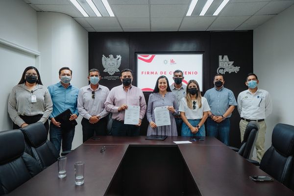 Firma Ayuntamiento de La Paz convenio con Instituto Tecnológico de Ciudad Constitución