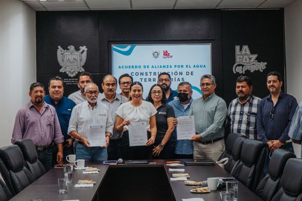Firma Ayuntamiento acuerdo Alianza por el Agua, para el uso de aguas tratadas en la construcción