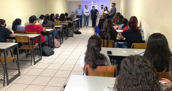 Comparten programa municipal “Mi Orgullo” con universitarios