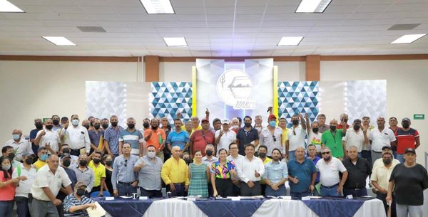 Entrega Ayuntamiento más de 1 millón de pesos en préstamos al transporte público