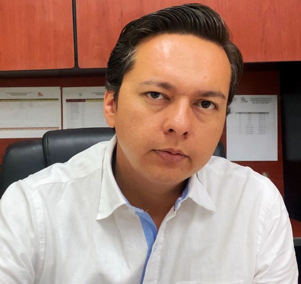 Exhorta Ayuntamiento a particulares a recoger sus vehículos almacenados en los corralones