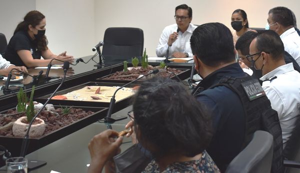 Sostiene Ayuntamiento mesa de trabajo para atención de las personas en situación de calle