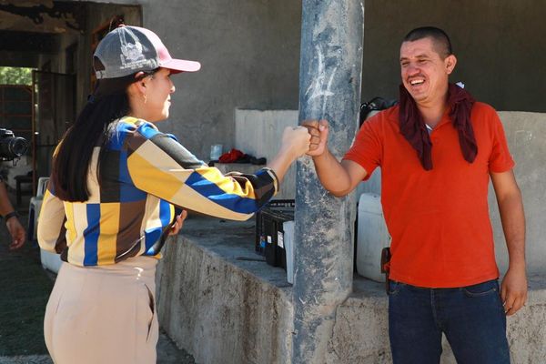 Continúa la Alcaldesa con supervisión de suministro de agua en Villas de Guadalupe