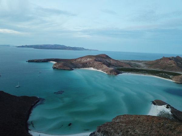 Establecen acuerdos para el ingreso a la playa Balandra