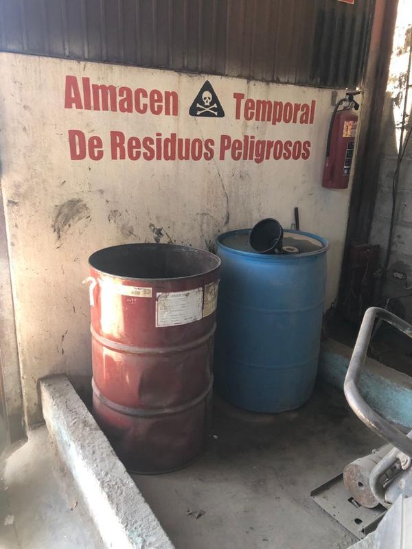 Inspecciona Dirección de Medio Ambiente negocios que manejan residuos peligrosos