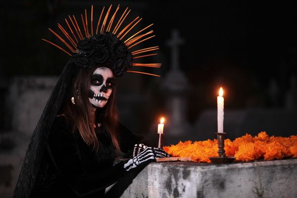 Invita Ayuntamiento de La Paz a celebrar tradiciones mexicana de Día de Muertos